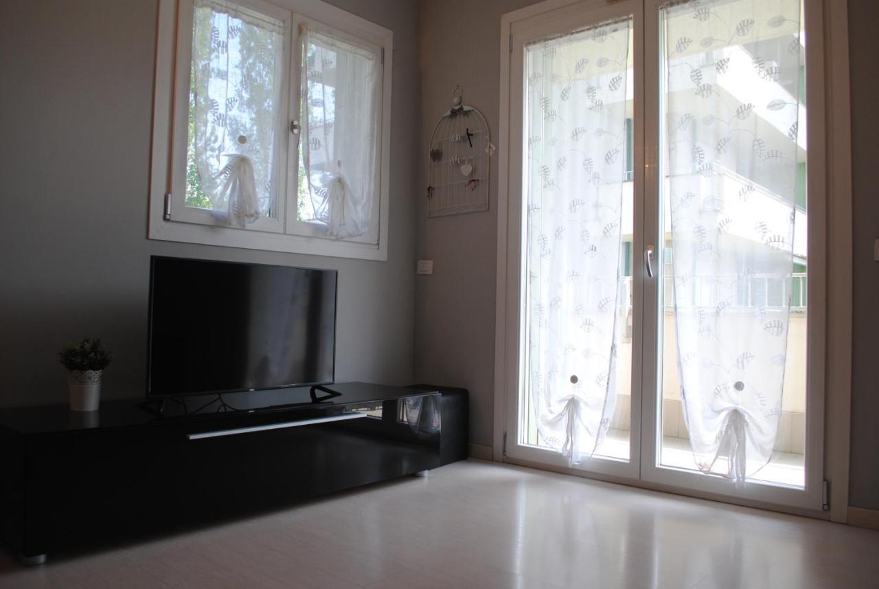 Bnbook - Metropolitan Expo Flat 4 Rho Εξωτερικό φωτογραφία